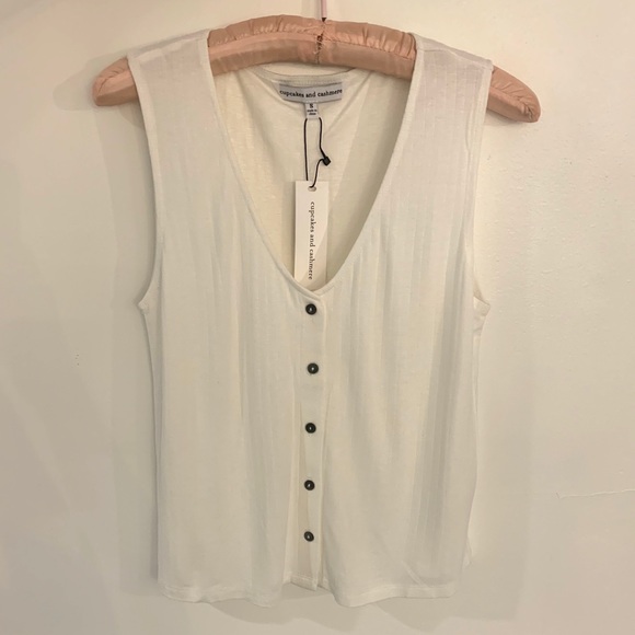 NWT Cupcakes and Cashmere Serotta Tank - Picture 5 of 11